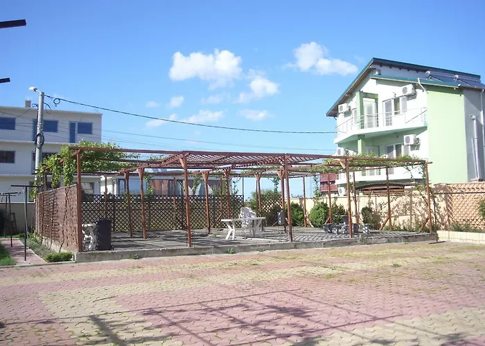 Pensión Casa Nanu 3*